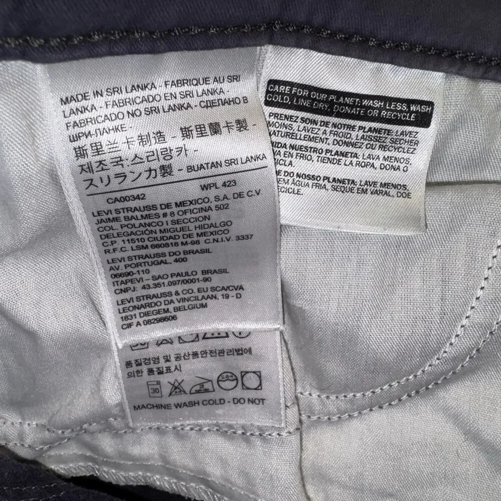 Levi's 514 Jeans Men's 32x30 Slate Blue Sunwashed Mid Rise Skinny White Tab‎